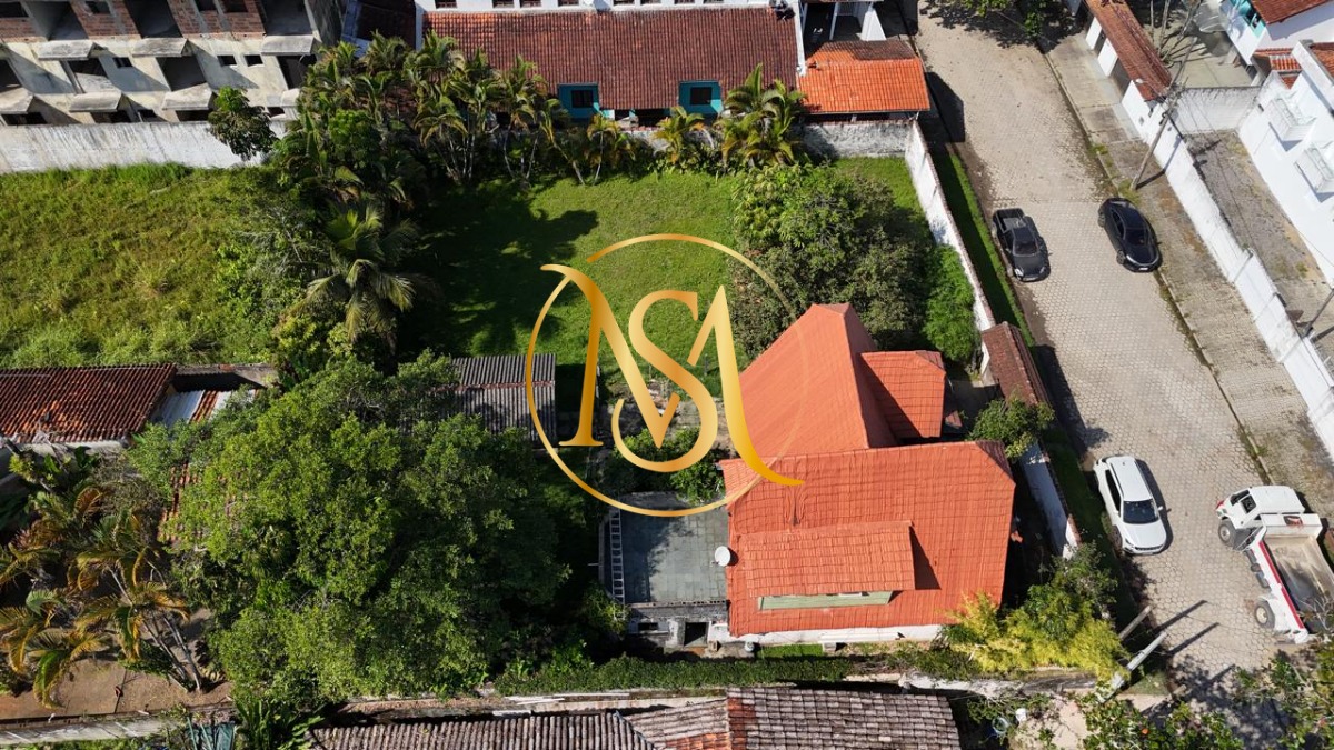 Casa, 5 quartos, 234 m² - Foto 2